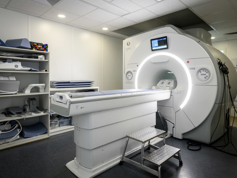Magnetresonanztomograph
