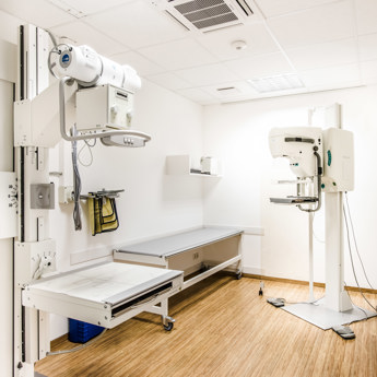 Neue volldigitale Röntgenanlage erweitert das Angebot der Radiologie im Liebigcenter 